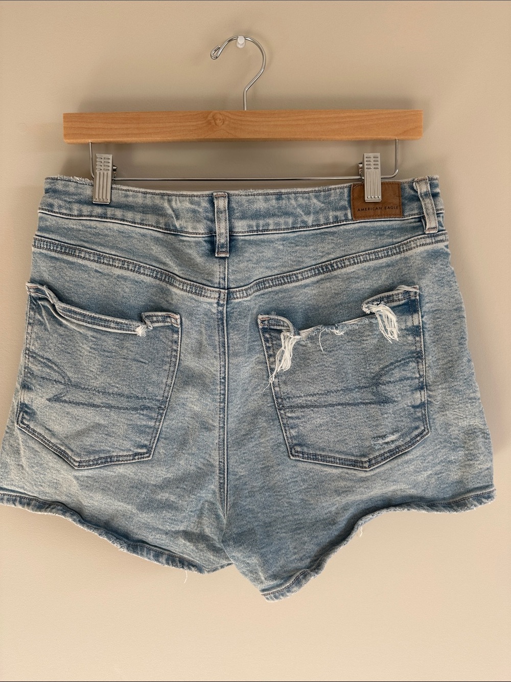 American Eagle Distressed High-Rise Light Wash Strigid Denim Mom Shorts - Picture 2 of 5